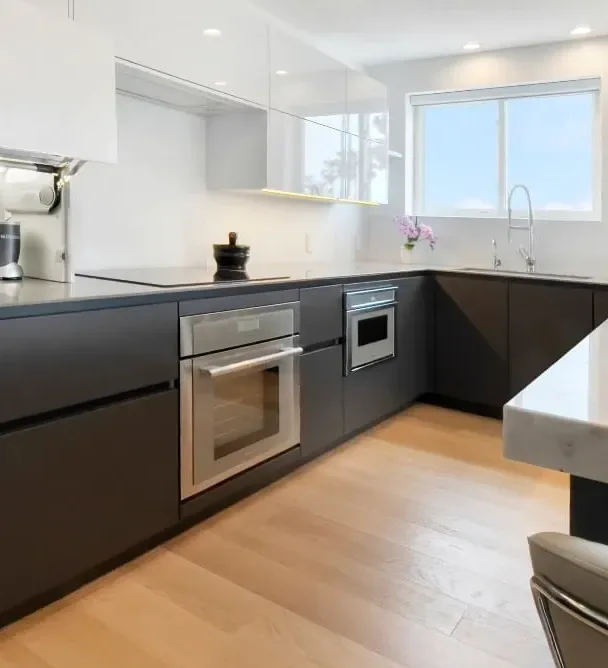 Condo on Girard by Studio Europa Leicht
